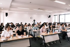 聚焦语文任务群 落实整本书阅读 ——苏州工业园区区小学语文任务群的整本书阅读专题研讨活动